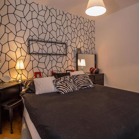 Apartment Valerija เยเซนิเซ ภายนอก รูปภาพ